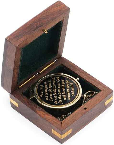 Be Strong and Courageous Do Not Be Afraid Brass Engraved Compass Black dial, with Stamped Wooden case, Birthday Gifts, Confirmation Gifts Ideas, Baptism Gifts,