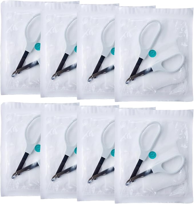 Skin Staple Removal Kit, Includes Staple Remover and Gauze Sponge by Unknown