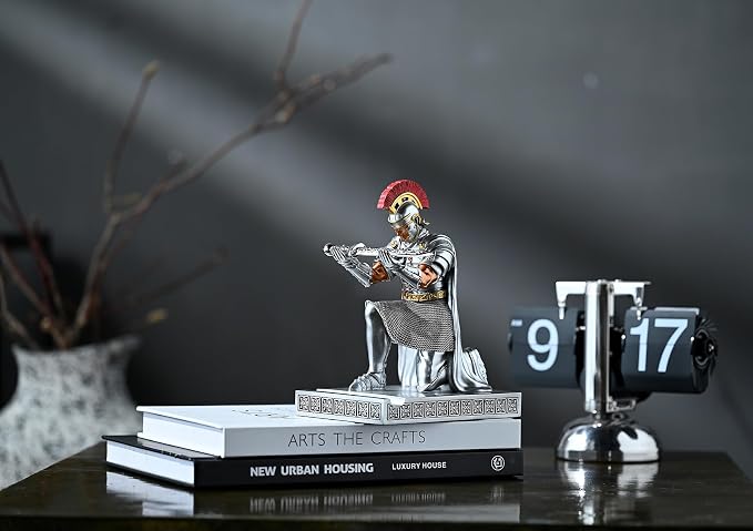 CYXStar Roman Praetorian Prefect Warrior Knight Pen Holder Desk Ornament Resin - Image 6