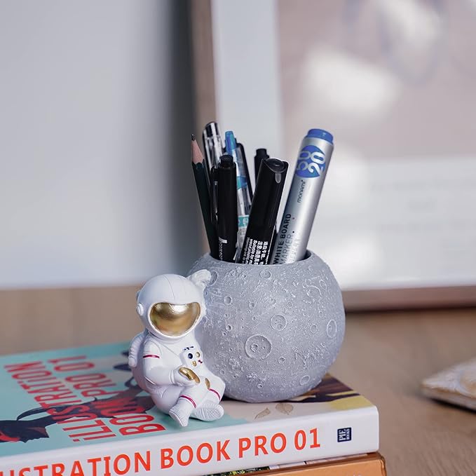 Kimdio Pen Holder, Astronaut Stand - Image 6